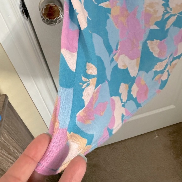 BAHAMA BLUES SUMMER FLORAL DRESS. LINED, MINI LENGTH, HALTER NECKLINE. GREAT CON - Picture 10 of 16